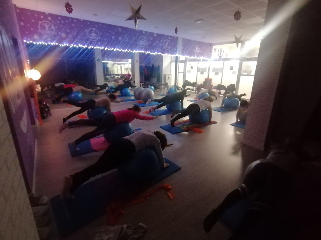 Sala de clases Vivesan Fitness